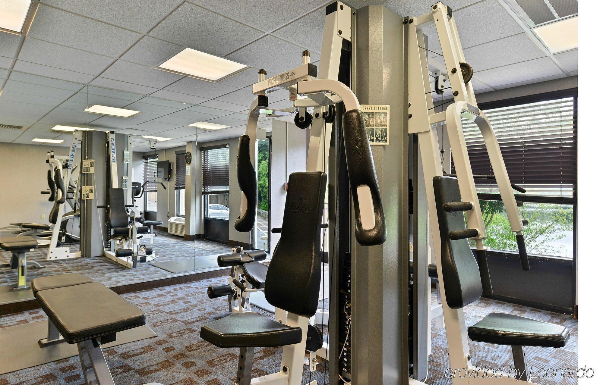 Holiday Inn Express Seaford-Route 13 Bagian luar foto